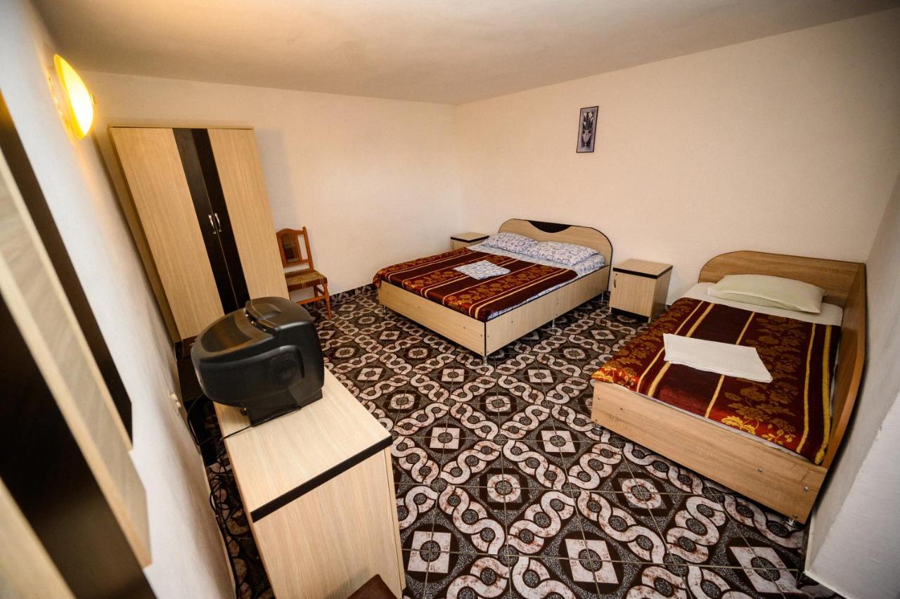Vila Dora Costinesti Luaran gambar