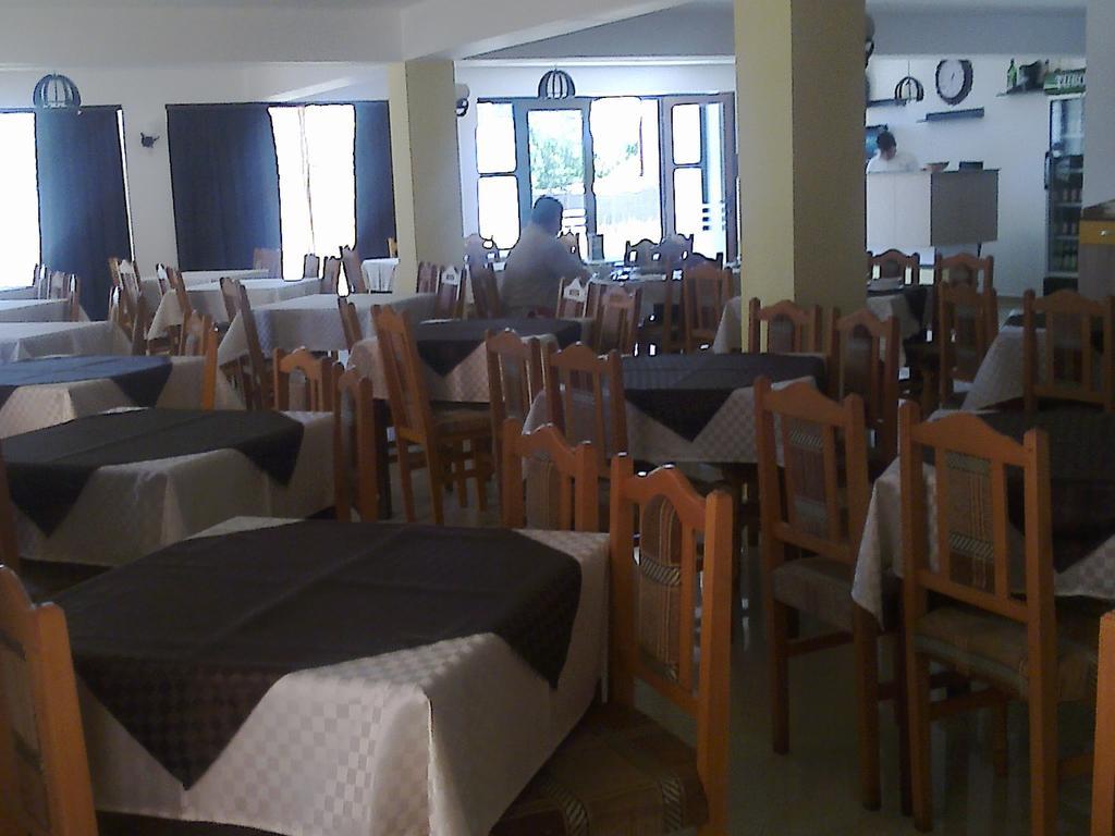 Vila Dora Costinesti Luaran gambar