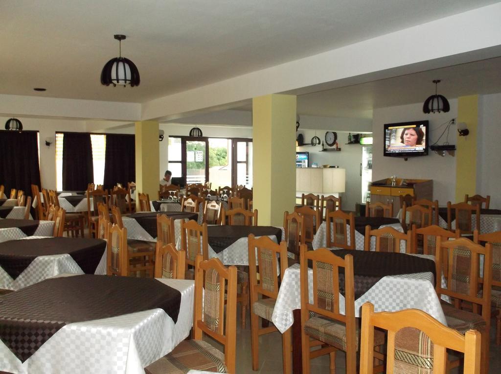 Vila Dora Costinesti Luaran gambar