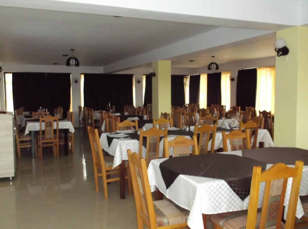 Vila Dora Costinesti Luaran gambar